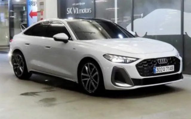 스포티지5세대 중고차 A5 (B10) 40 TFSI 콰트로 S-라인 매물 사진 3 - 2025/11 2,787km