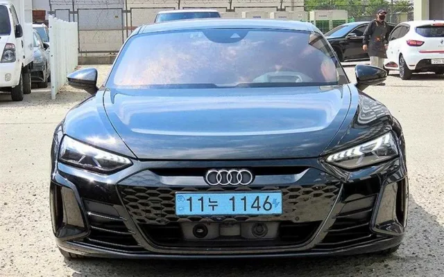 스포티지5세대 중고차 e-트론 GT GT 콰트로 프리미엄 매물 사진 15 - 2022/04 63,818km